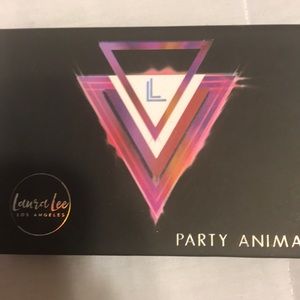 Laurel lee party animal pallet